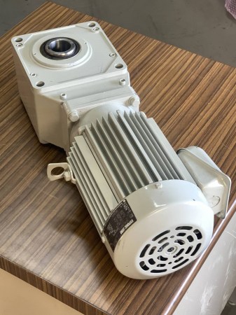 giam_toc_cot_am_sumitomo_2hp